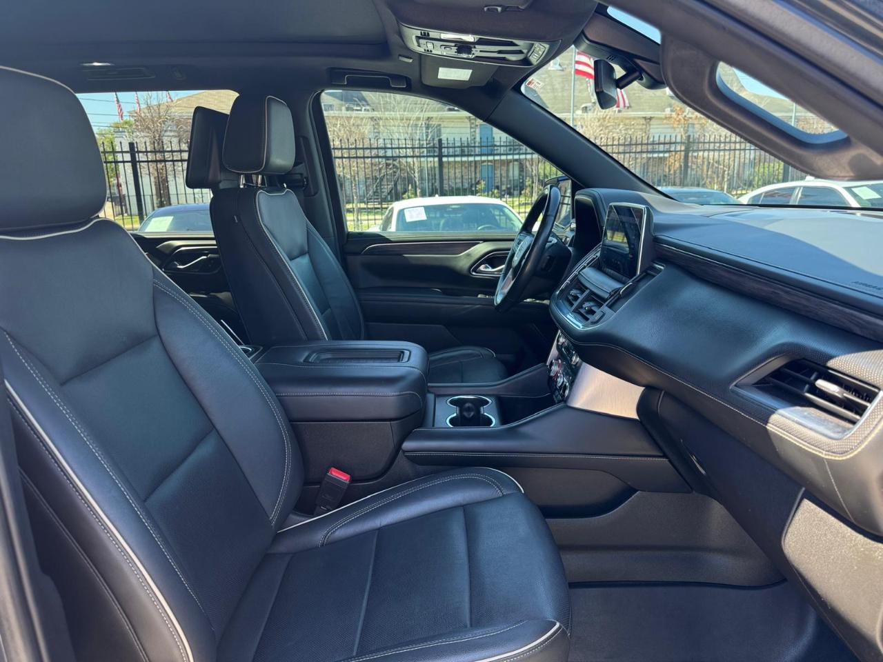 GMC Yukon SLT 4WD 2021