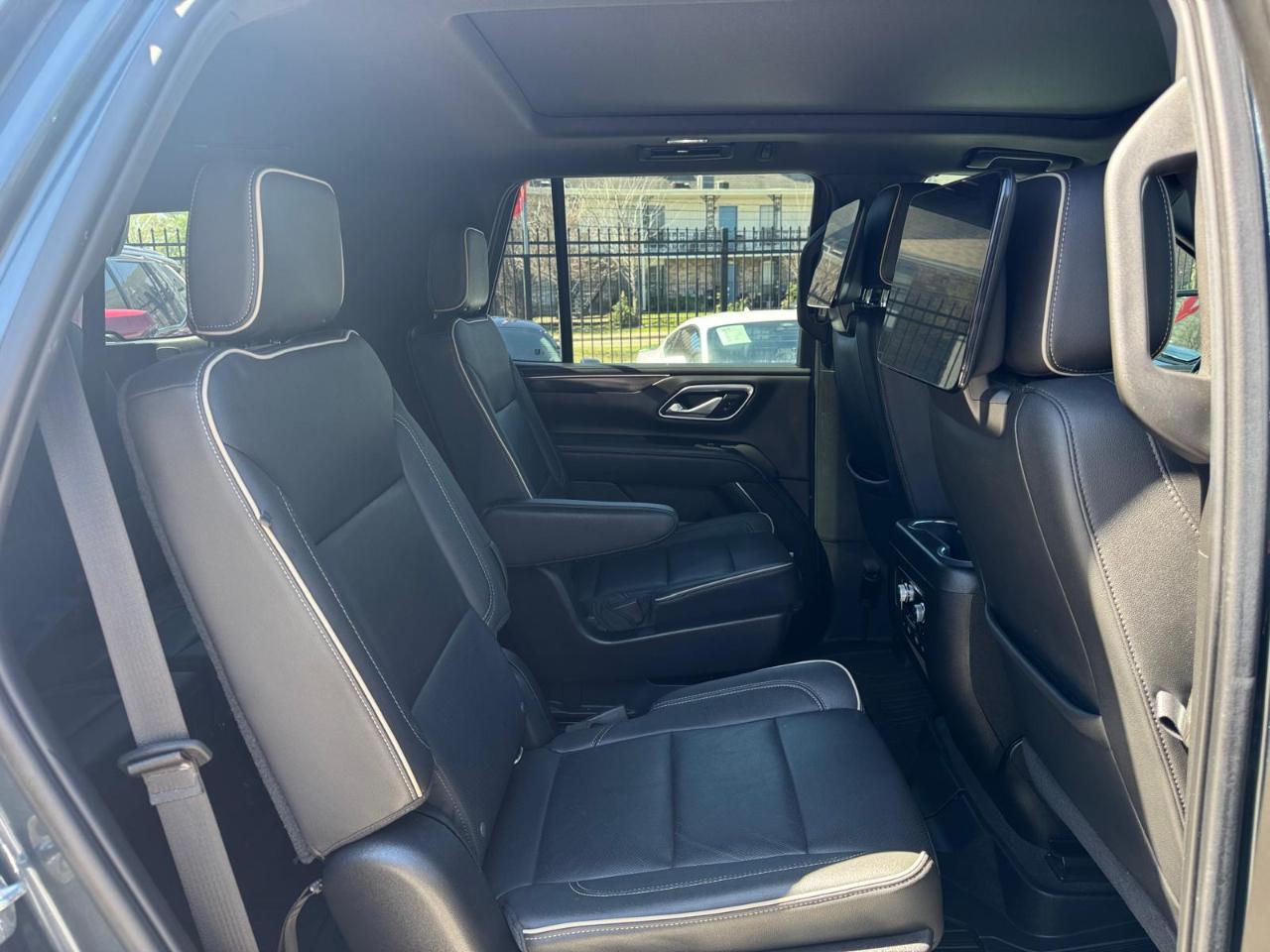 GMC Yukon SLT 4WD 2021