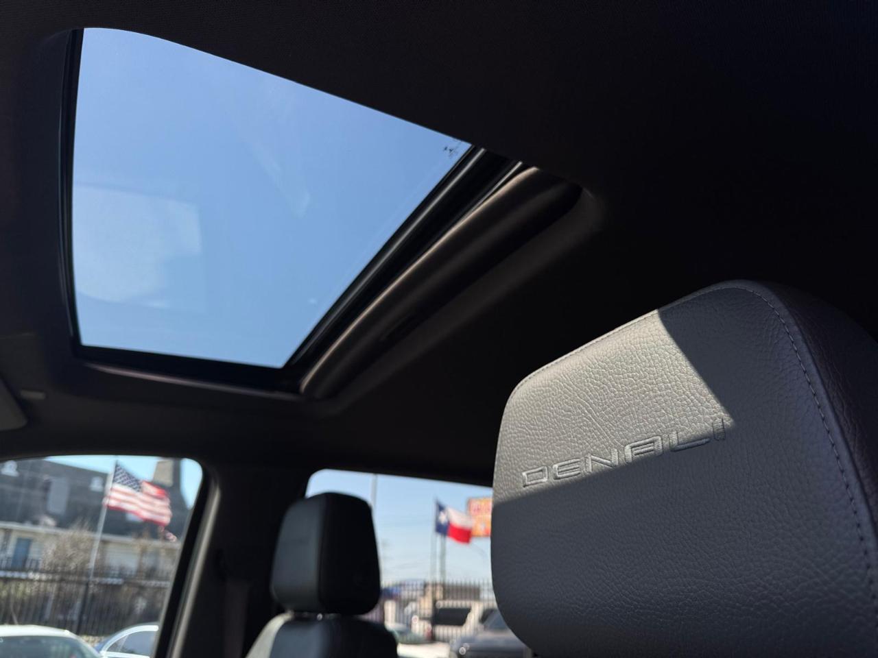 GMC Sierra 2500HD Denali Crew Cab 4WD 2020