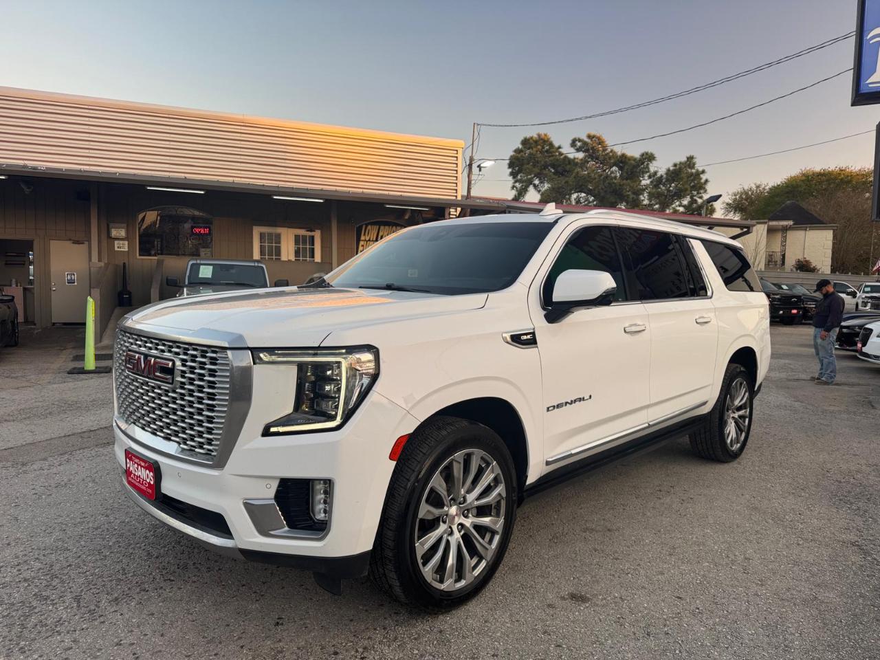 GMC Yukon XL Denali 2WD 2021