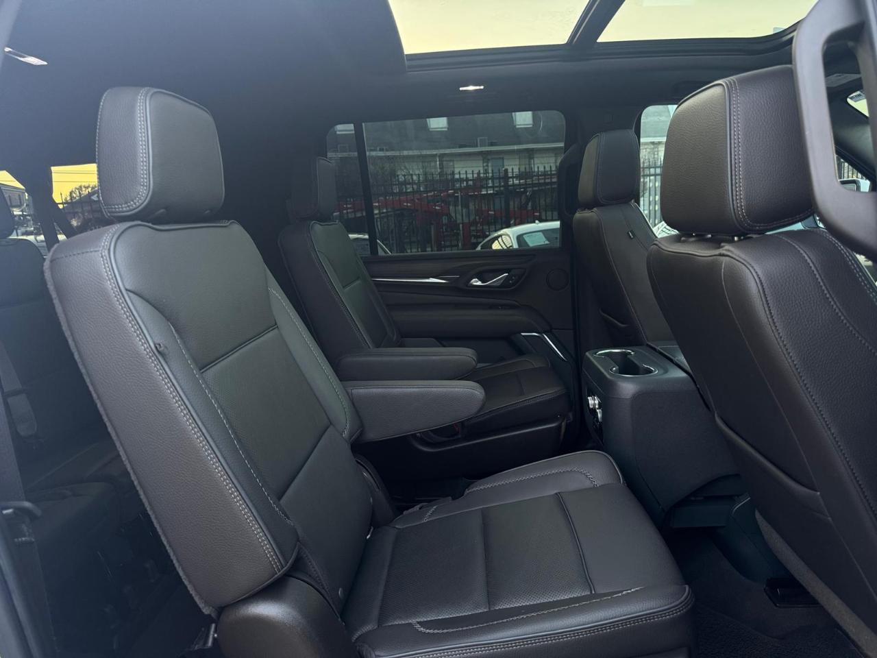 GMC Yukon XL Denali 2WD 2021