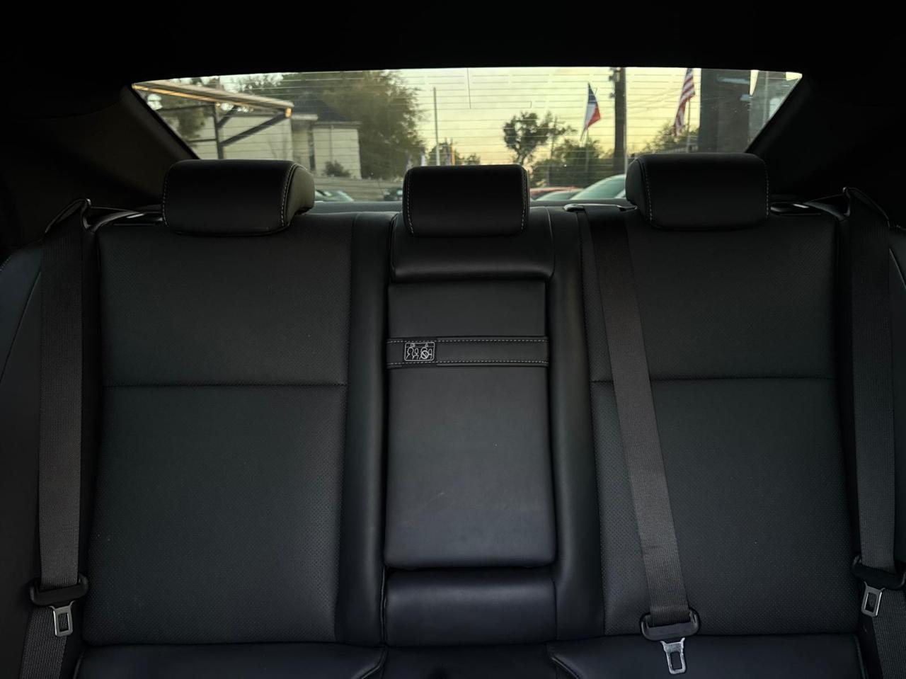 Lexus IS 300 RWD 2022