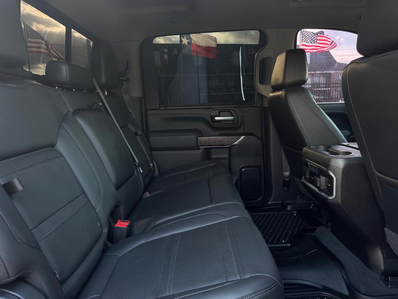 GMC Sierra 2500HD Denali Crew Cab 4WD 2021