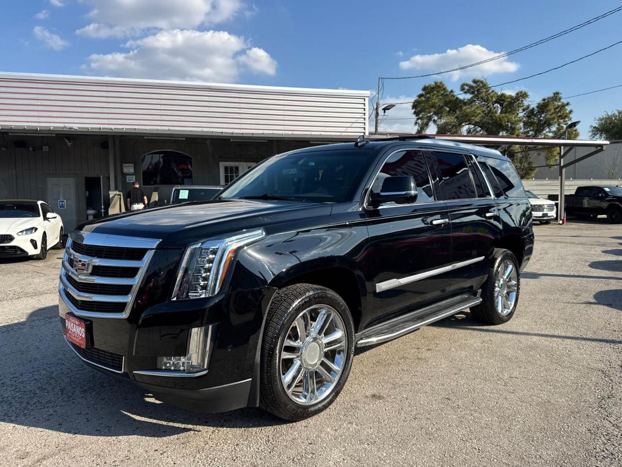 Cadillac Escalade Standard 2WD 2019