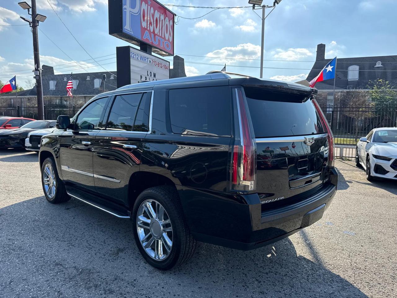 Cadillac Escalade Standard 2WD 2019