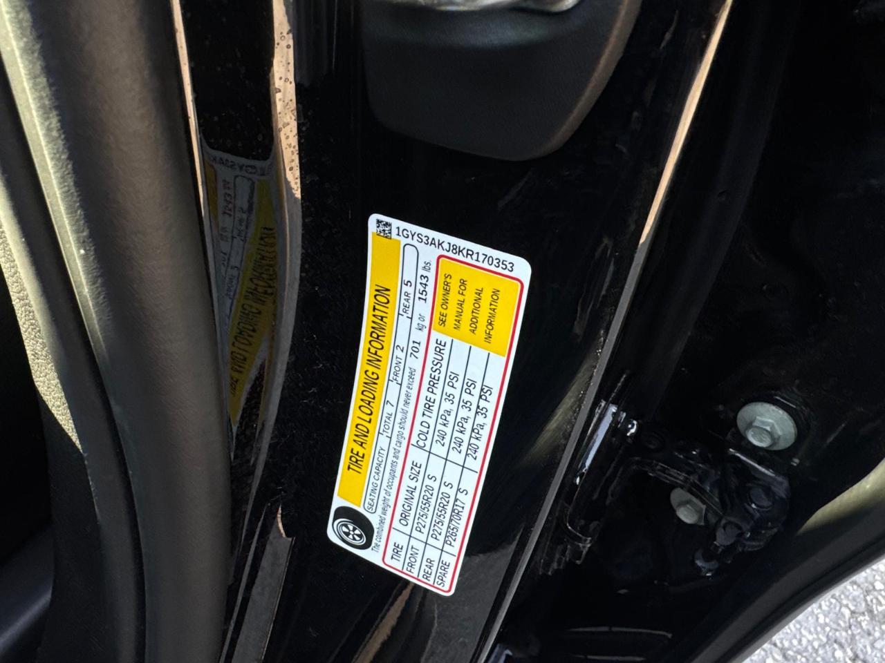 Cadillac Escalade Standard 2WD 2019