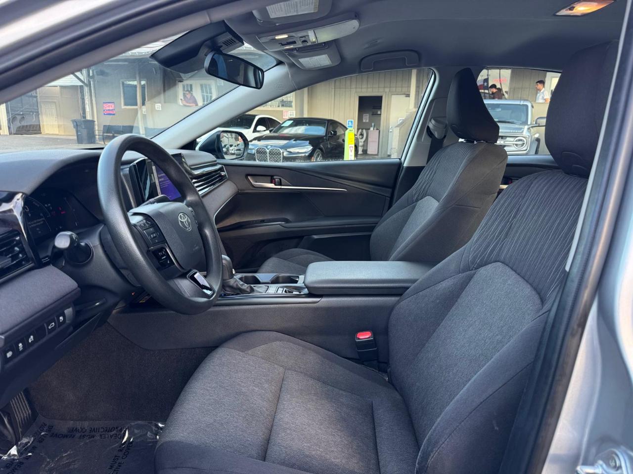 Toyota Camry Hybrid LE 2025