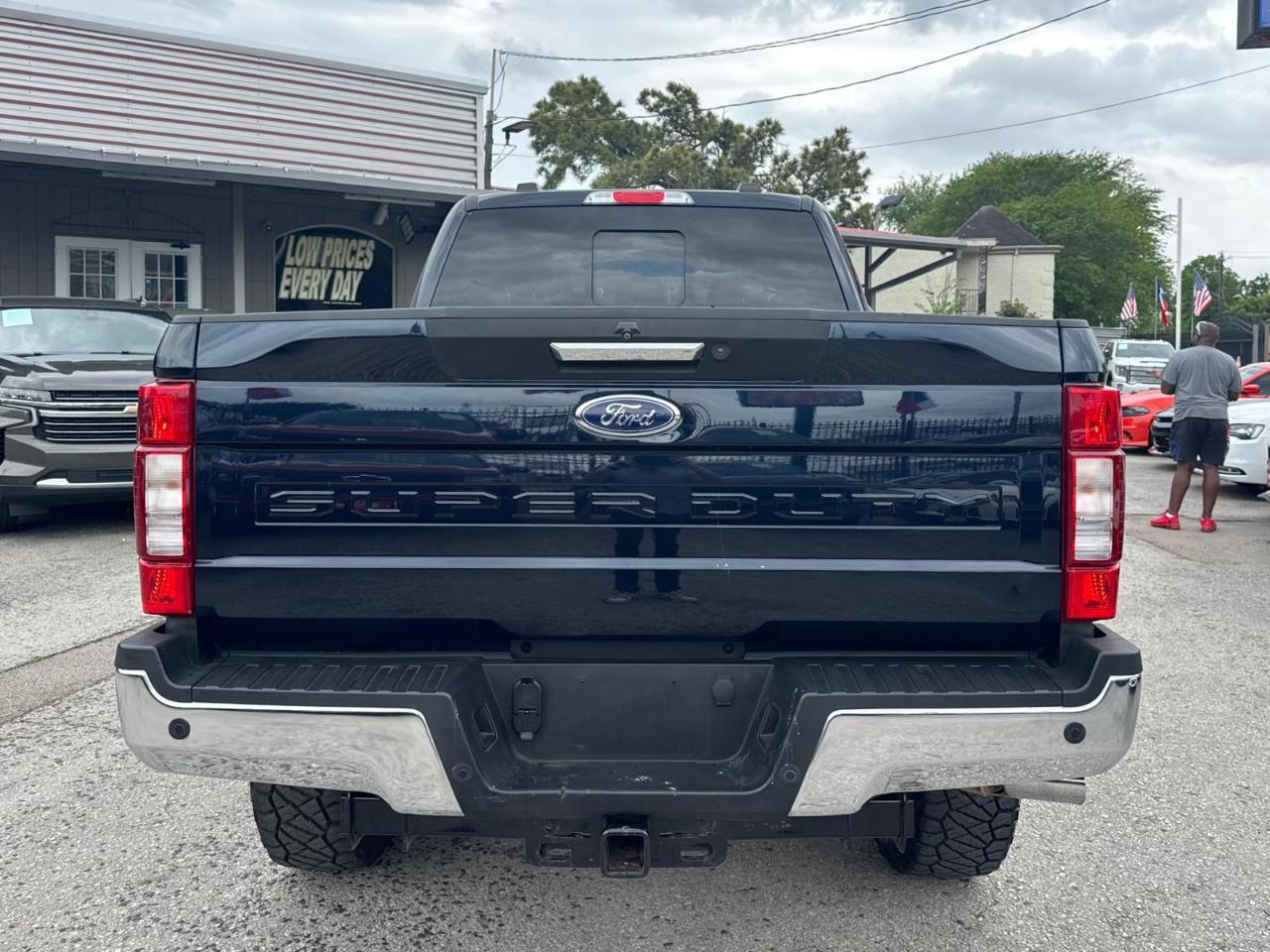 Ford F-250 SD Lariat 2021