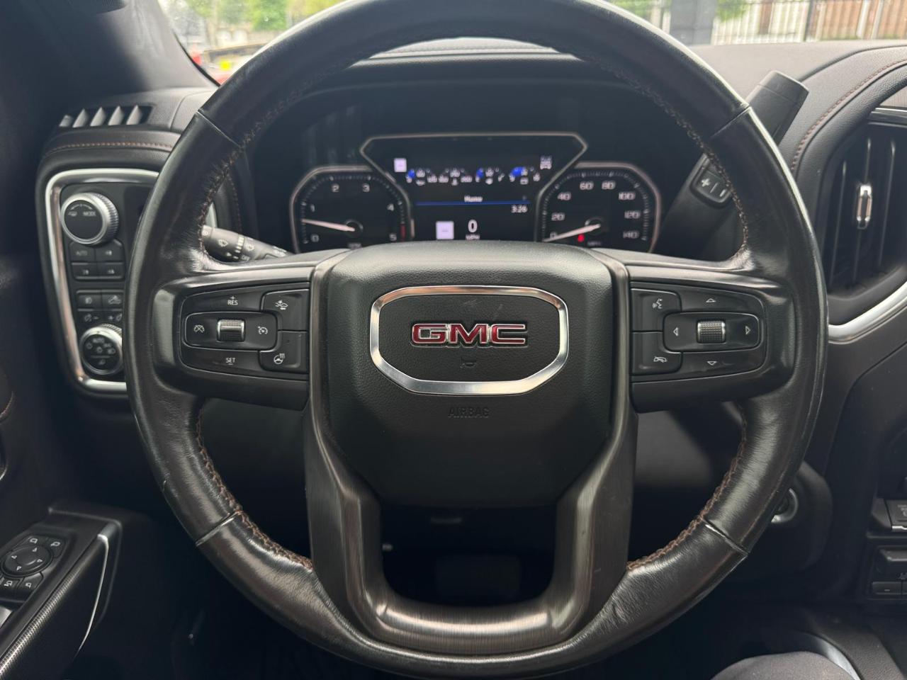 GMC Sierra 2500HD AT4 Crew Cab Long Box 4WD 2020