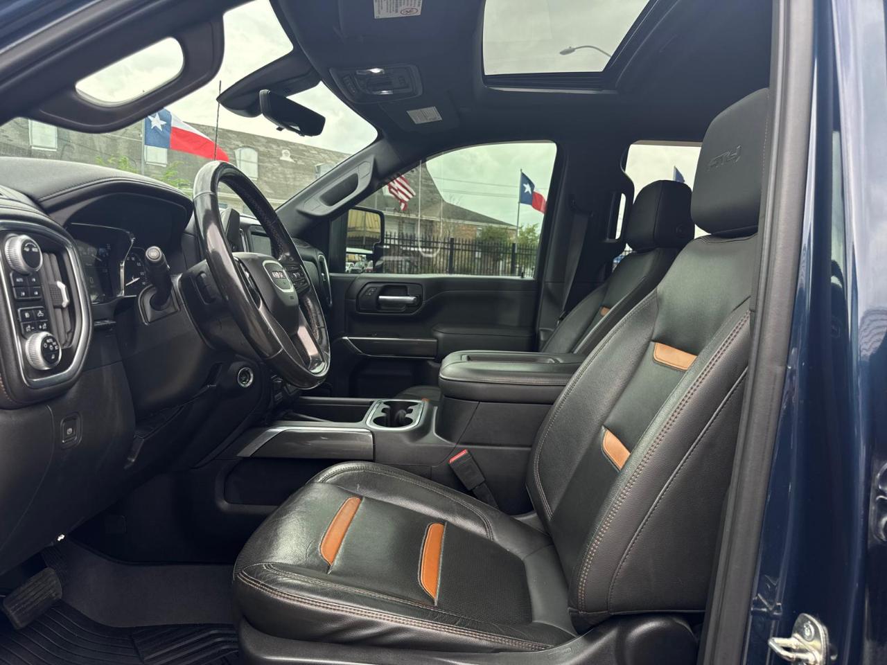 GMC Sierra 2500HD AT4 Crew Cab Long Box 4WD 2020