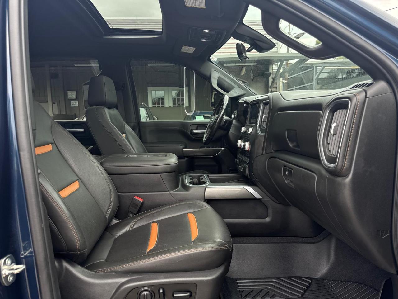 GMC Sierra 2500HD AT4 Crew Cab Long Box 4WD 2020