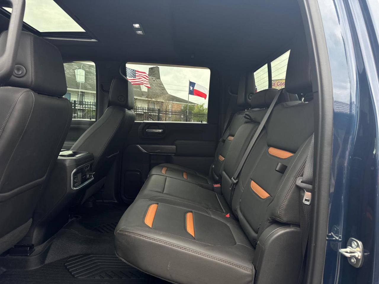 GMC Sierra 2500HD AT4 Crew Cab Long Box 4WD 2020