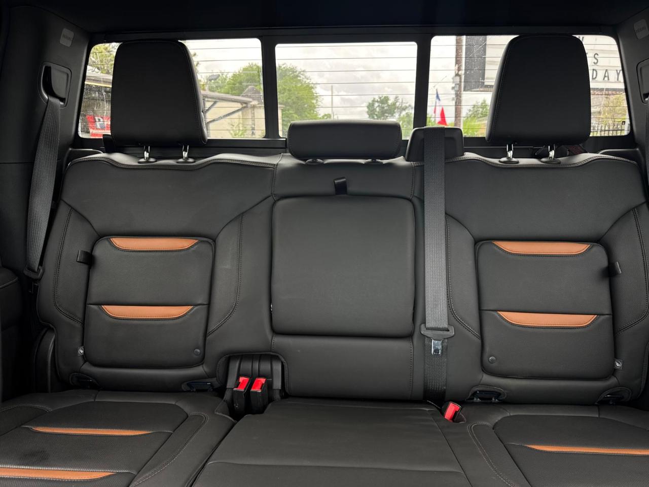 GMC Sierra 2500HD AT4 Crew Cab Long Box 4WD 2020