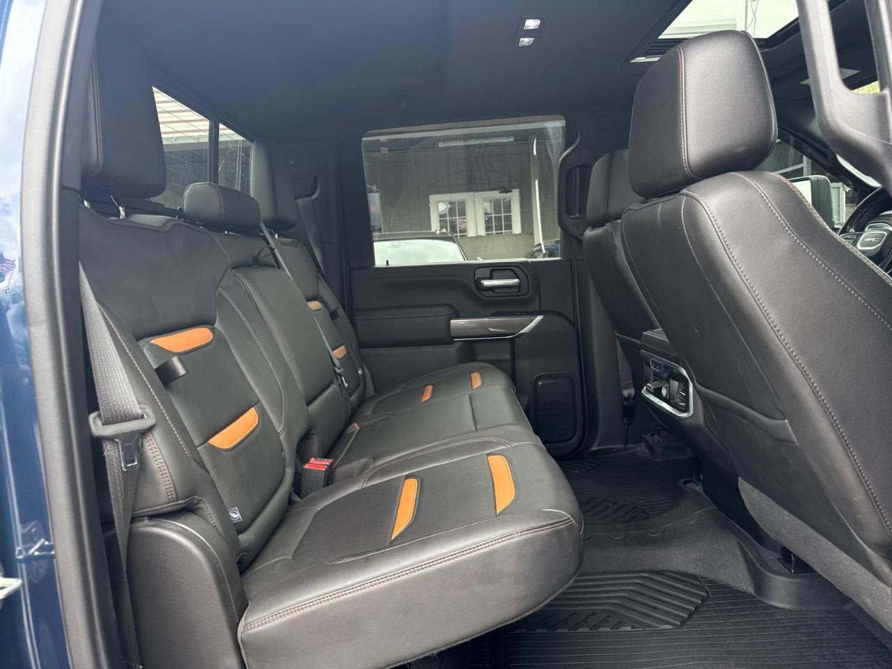 GMC Sierra 2500HD AT4 Crew Cab Long Box 4WD 2020