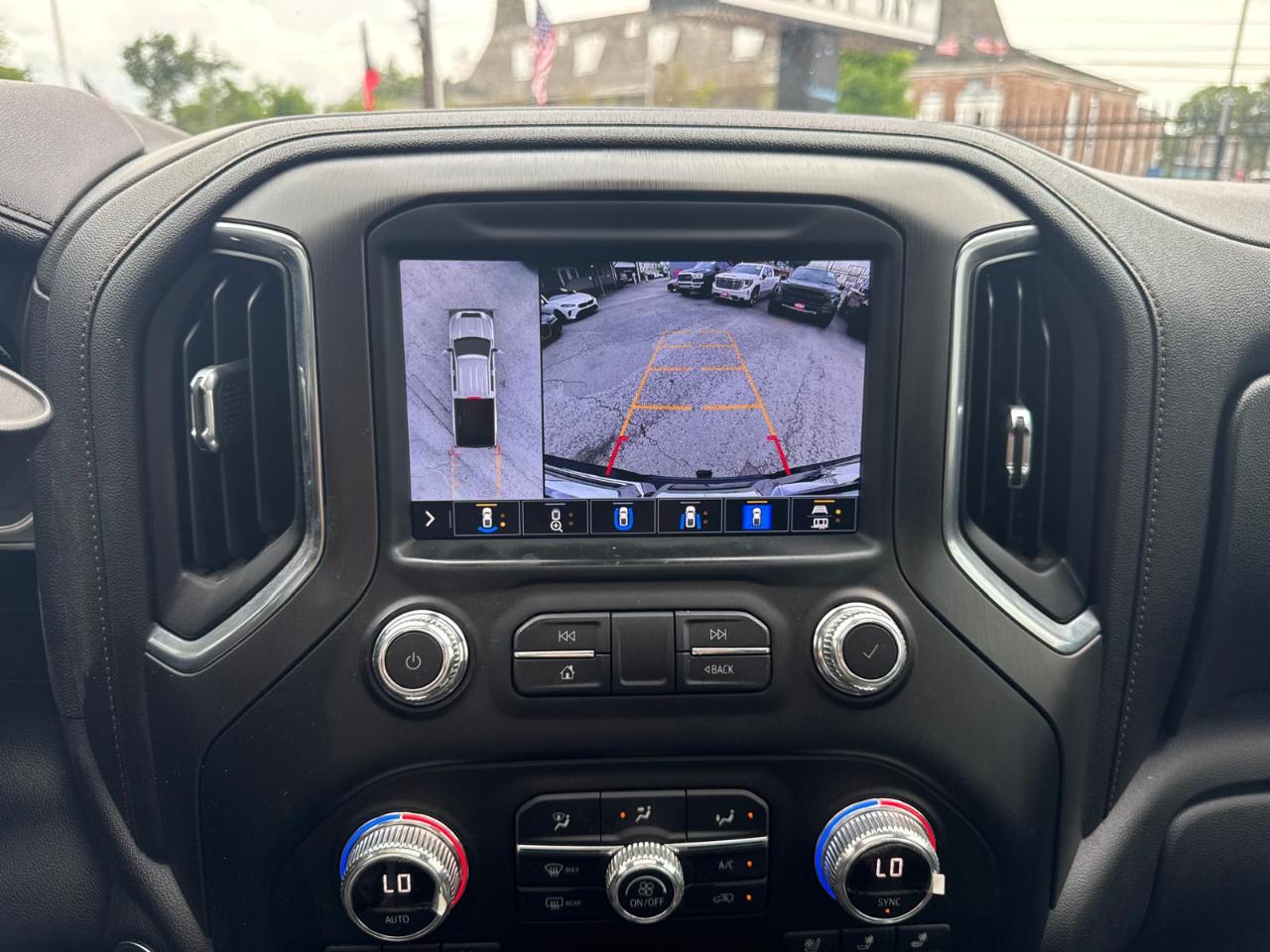 GMC Sierra 2500HD AT4 Crew Cab Long Box 4WD 2020