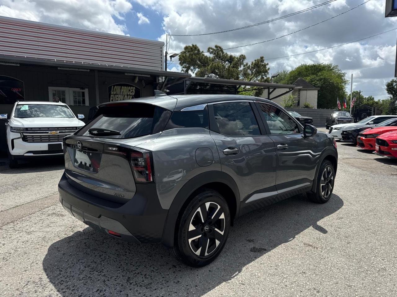 Nissan Kicks SV 4WD 2025
