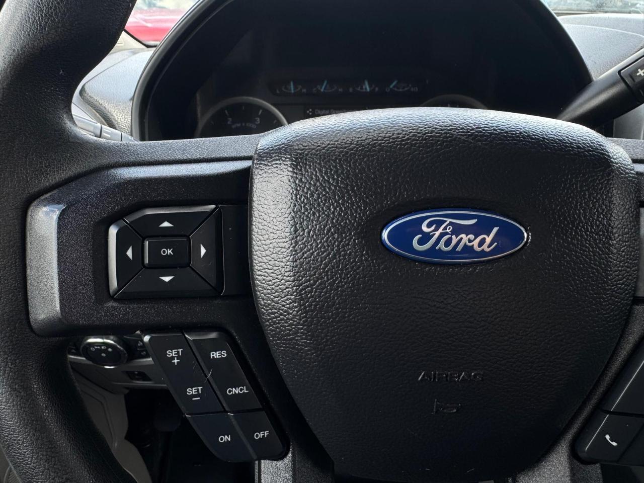 Ford F-250 SD XLT Crew Cab 4WD 2019