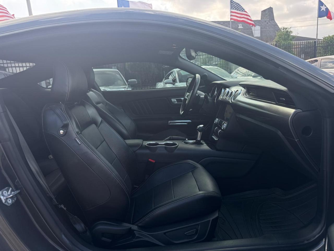 Ford Mustang GT Coupe 2020