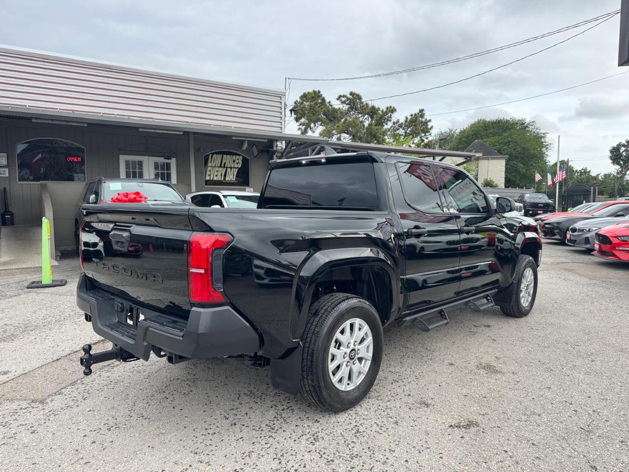 Toyota Tacoma SR Double Cab 4WD 2025