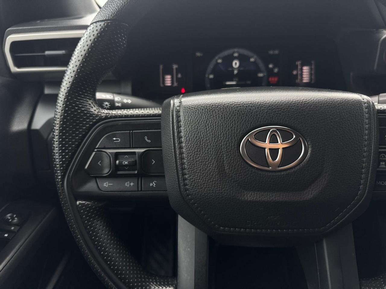 Toyota Tacoma SR Double Cab 4WD 2025