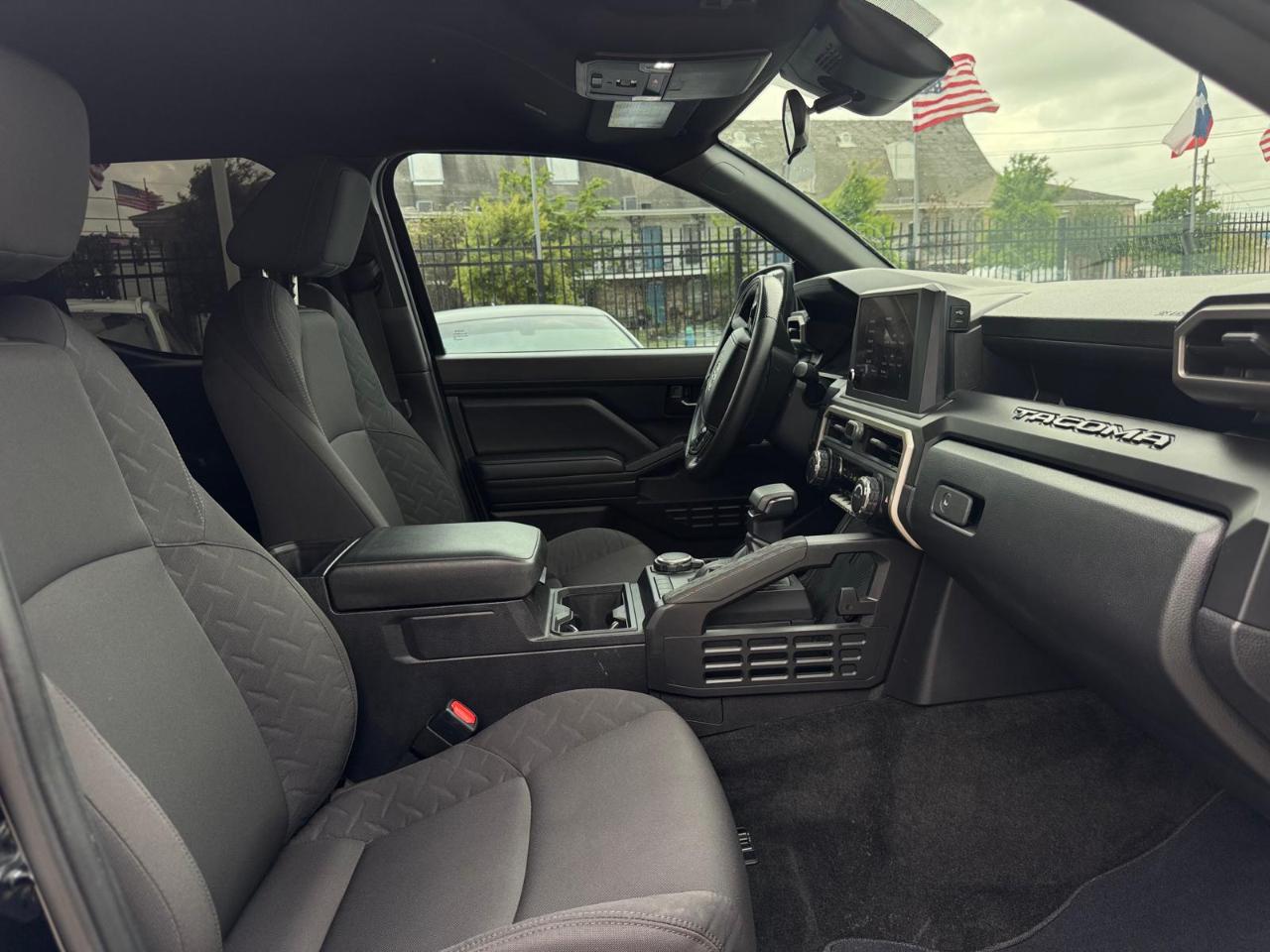 Toyota Tacoma SR Double Cab 4WD 2025