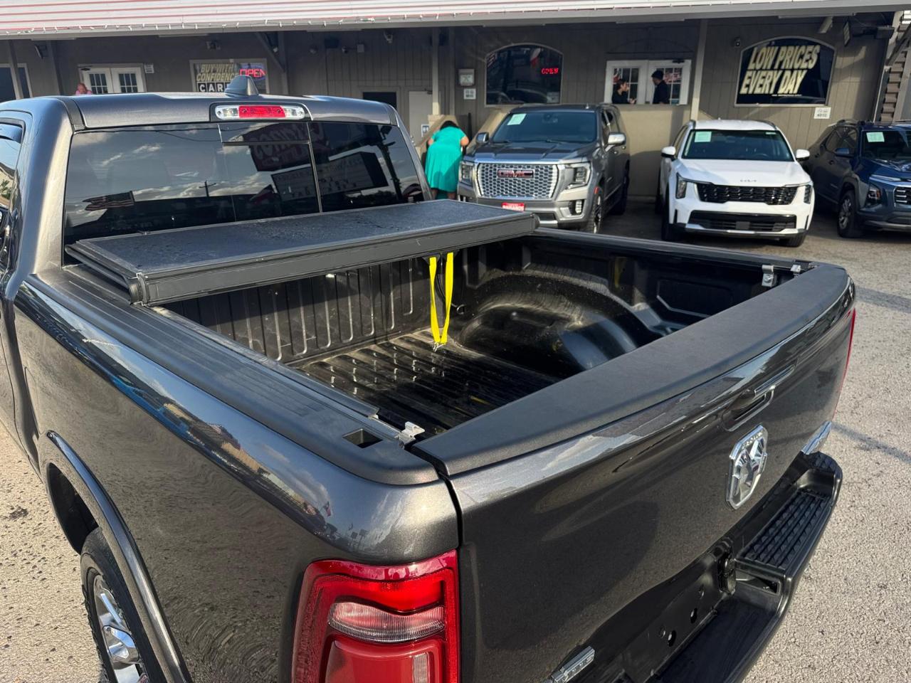 RAM 1500 Big Horn Crew Cab SWB 4WD 2022