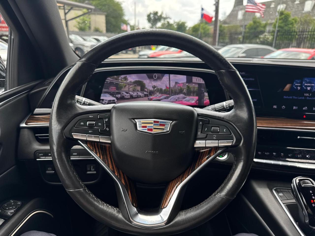Cadillac Escalade Luxury 4WD 2022