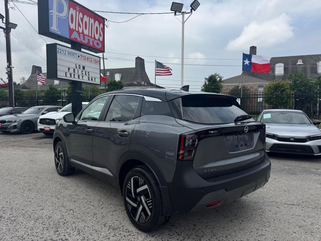 Nissan Kicks SV 2025