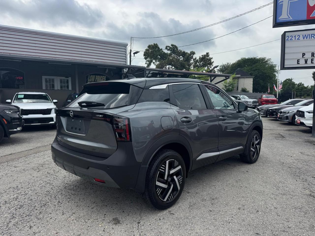 Nissan Kicks SV 2025