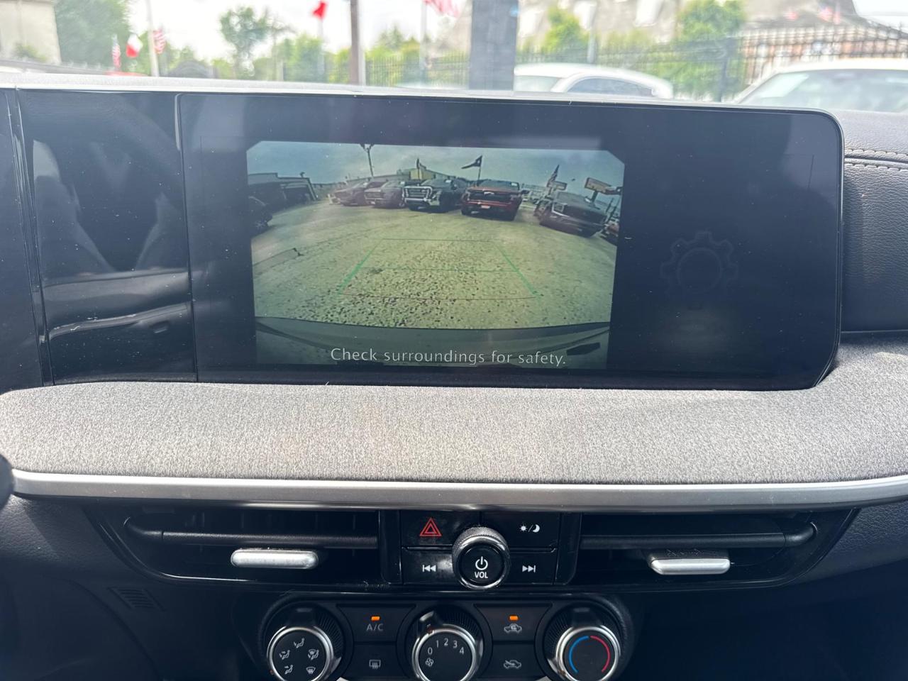 Nissan Kicks SV 2025