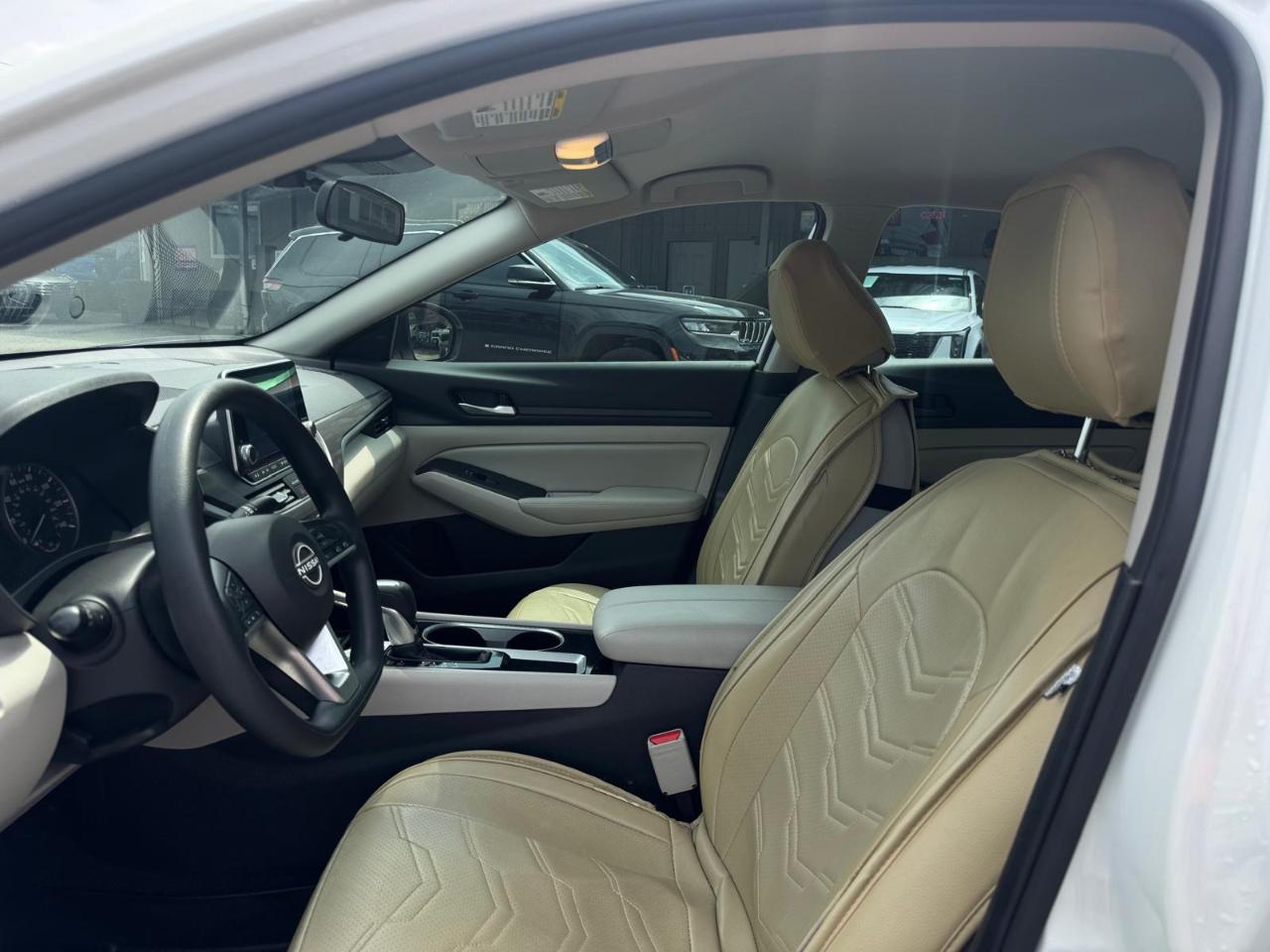 Nissan Altima 2.5 SV 2024