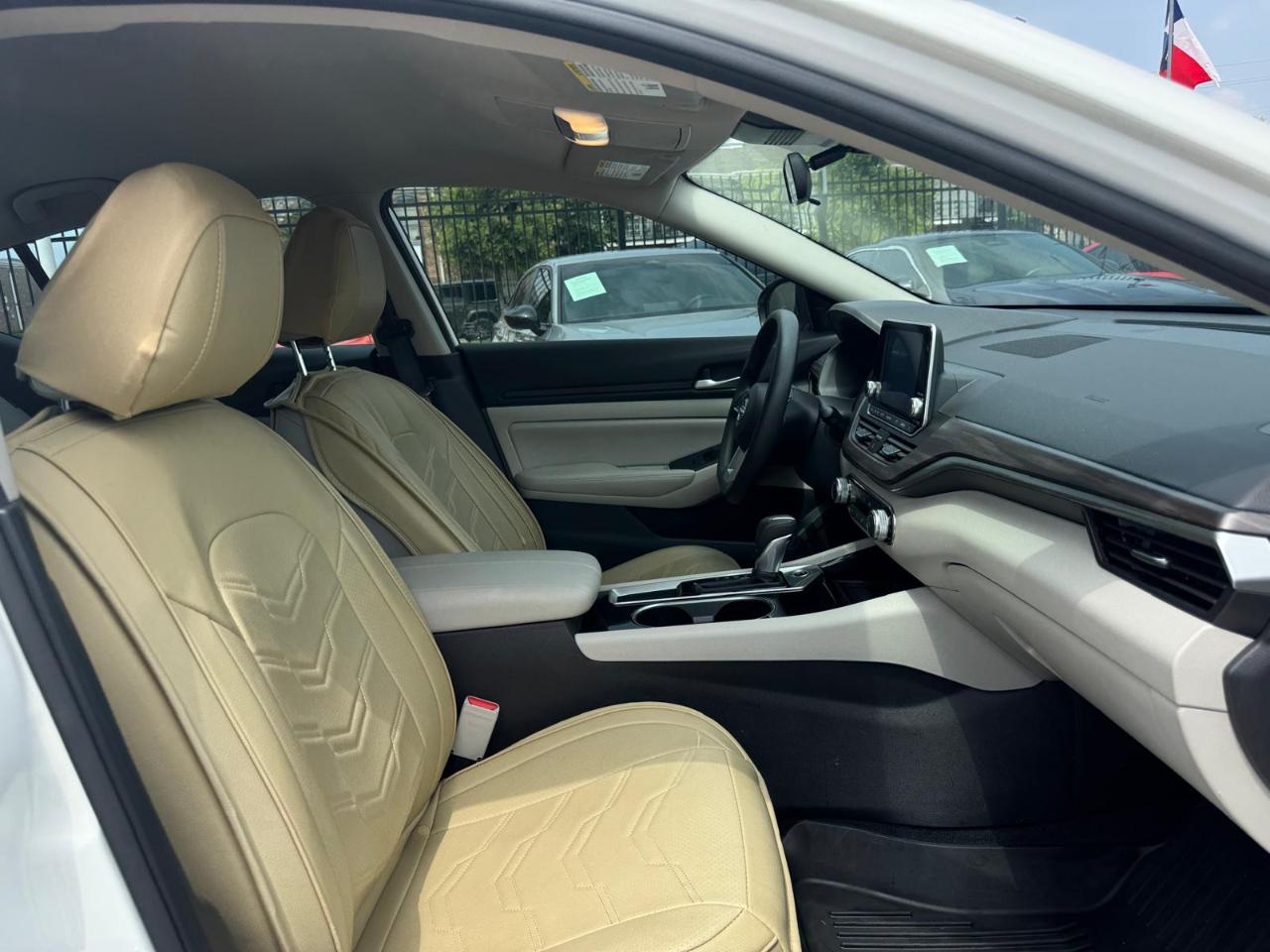 Nissan Altima 2.5 SV 2024