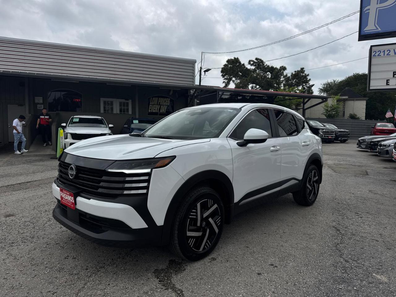 Nissan Kicks SV 2025