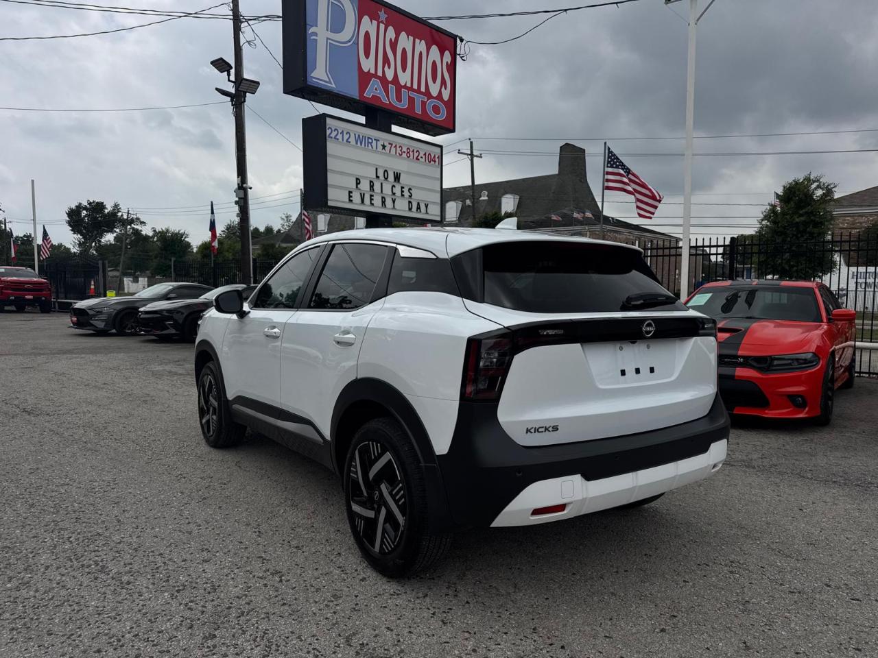 Nissan Kicks SV 2025