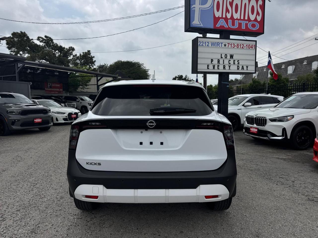 Nissan Kicks SV 2025