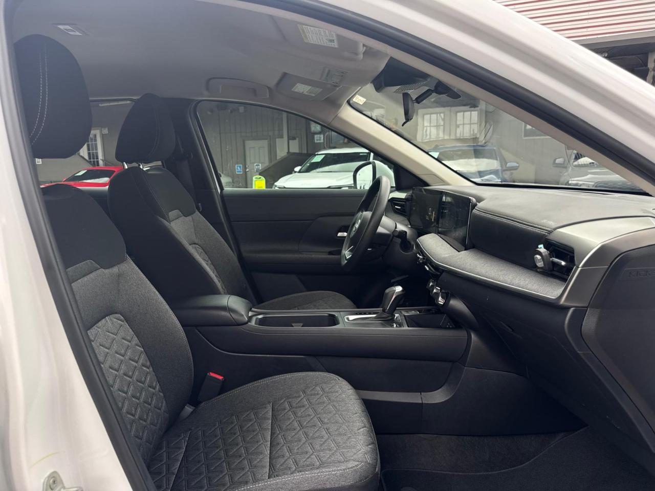 Nissan Kicks SV 2025