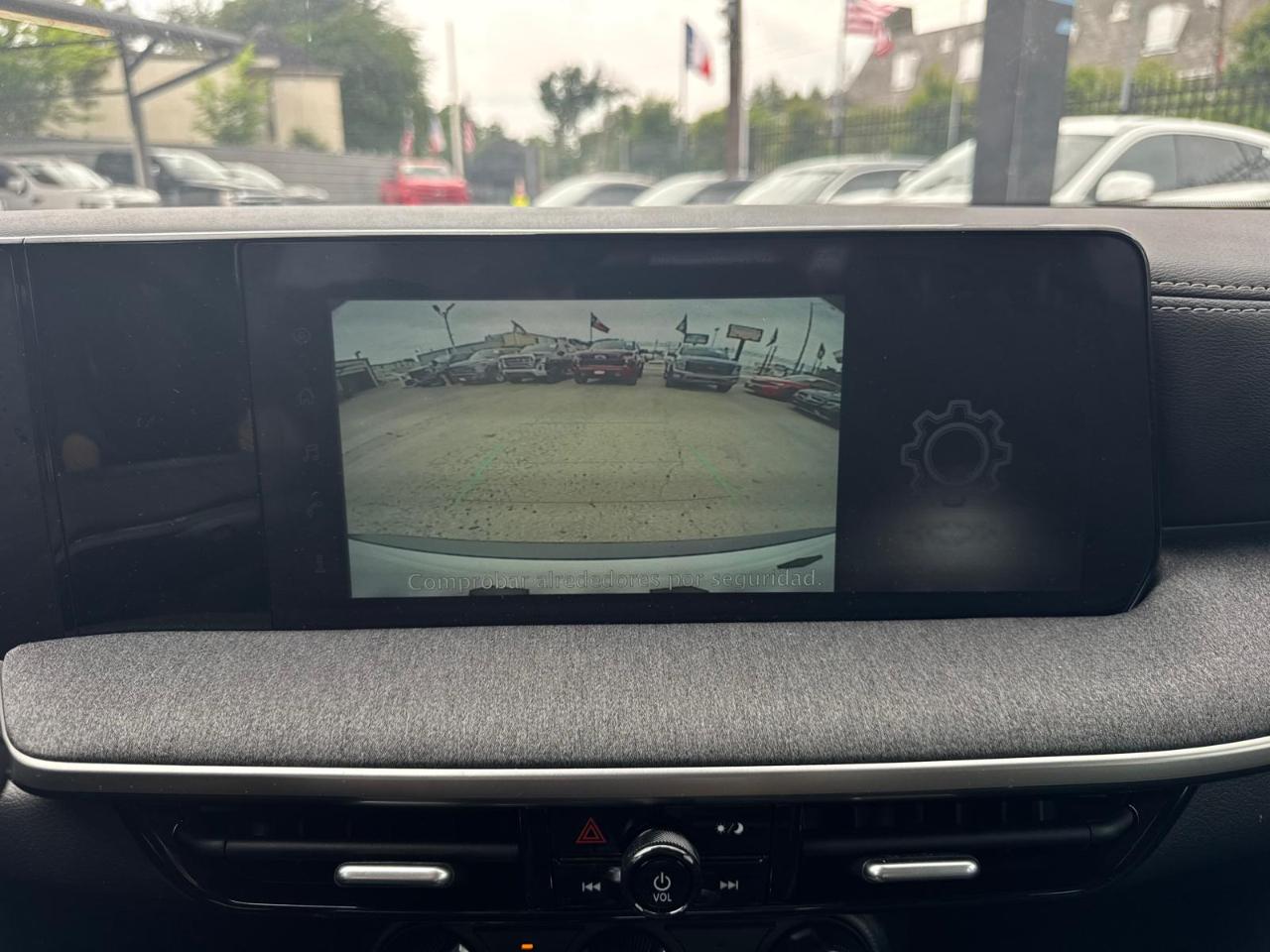 Nissan Kicks SV 2025