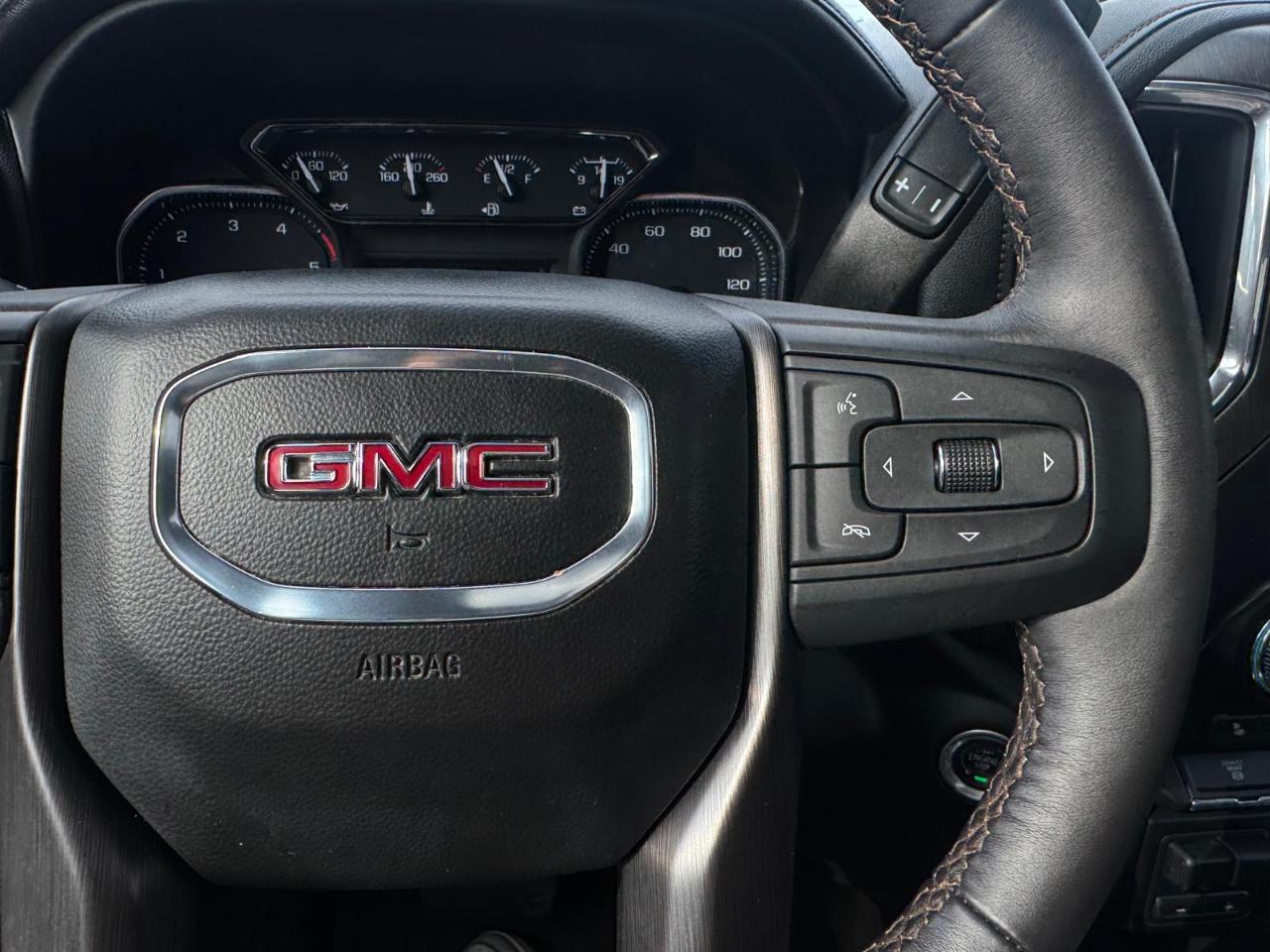 GMC Sierra 2500HD AT4 Crew Cab 4WD 2022