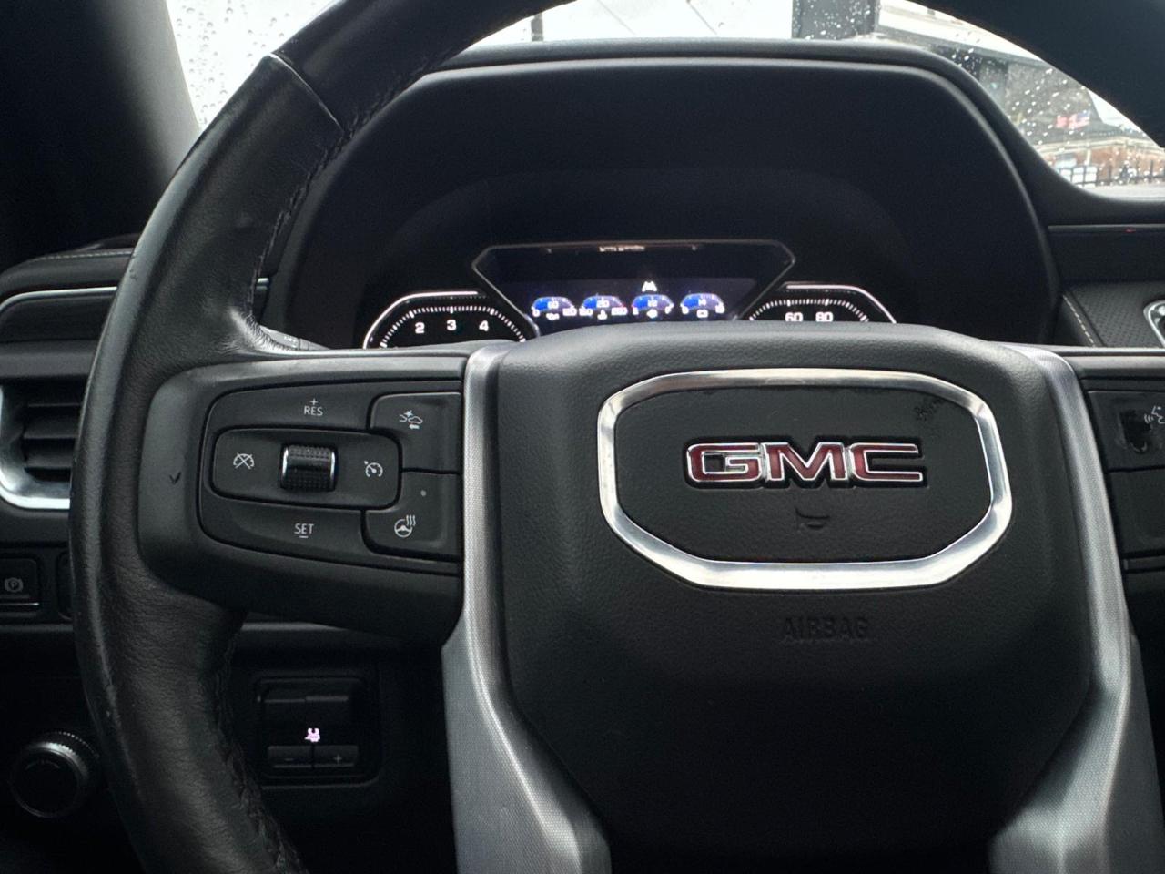GMC Yukon SLT 2WD 2021