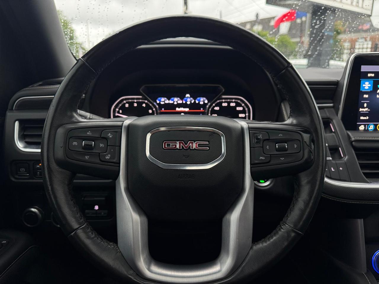 GMC Yukon SLT 2WD 2021
