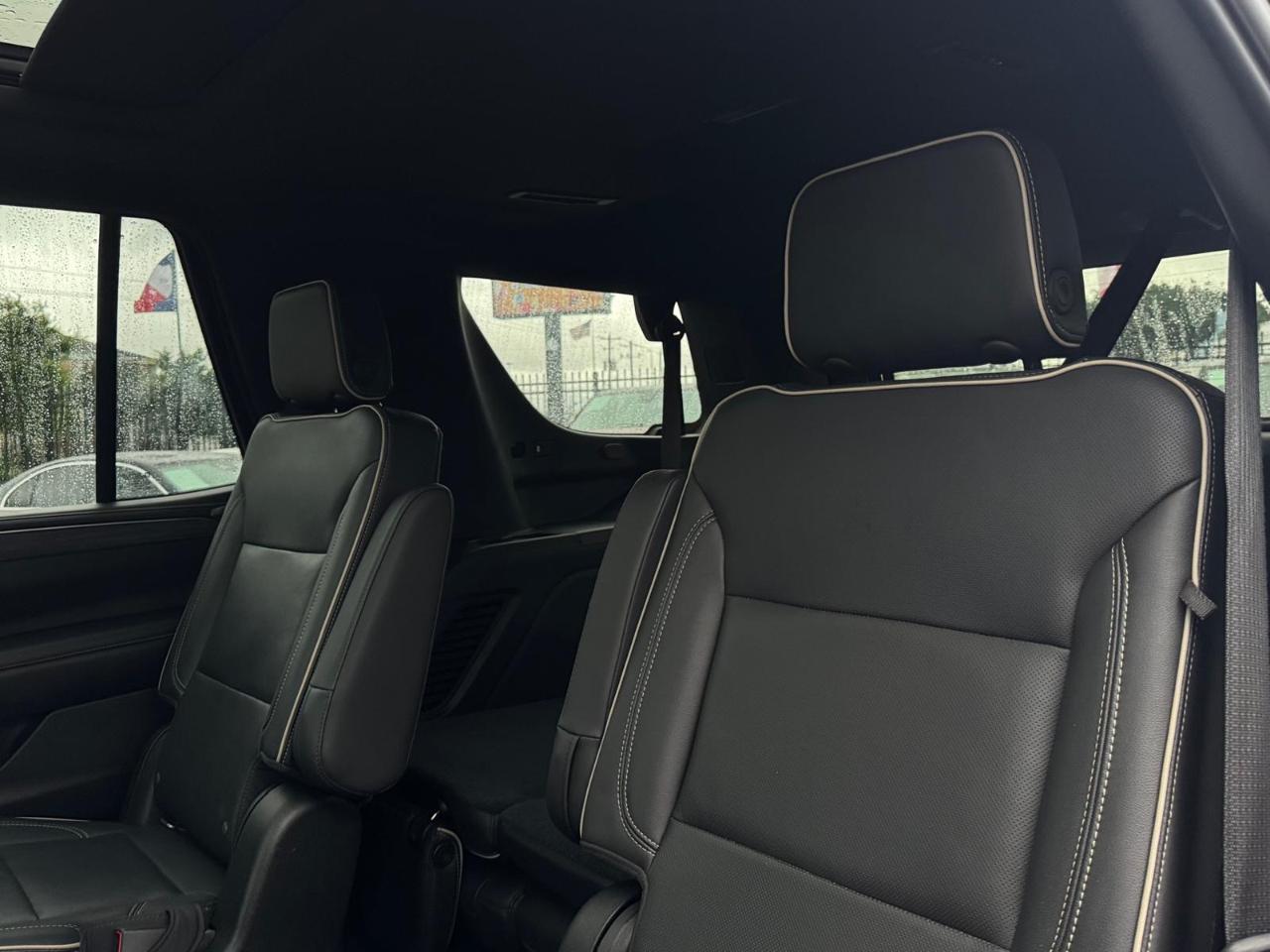 GMC Yukon SLT 2WD 2021
