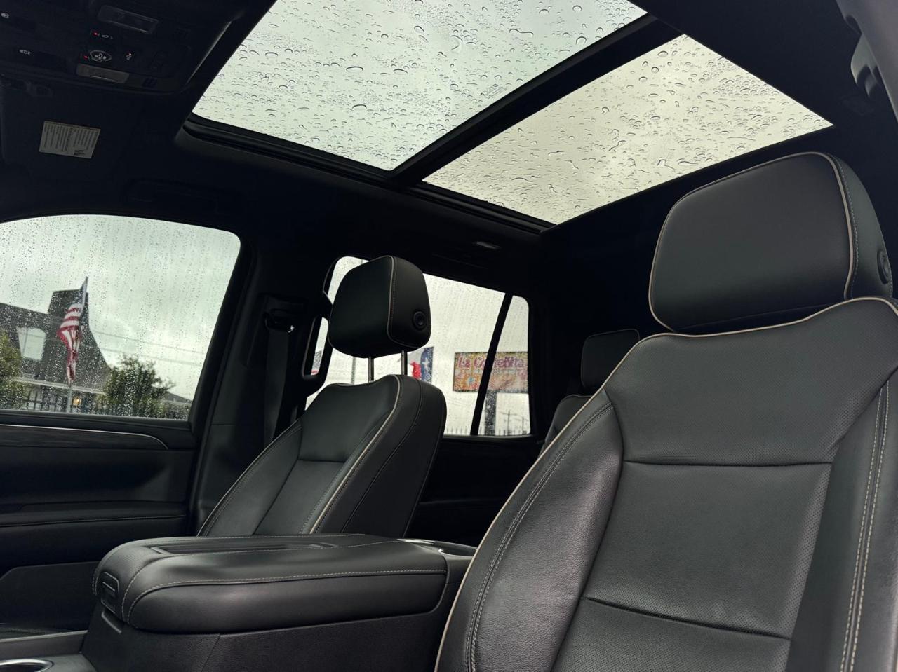 GMC Yukon SLT 2WD 2021