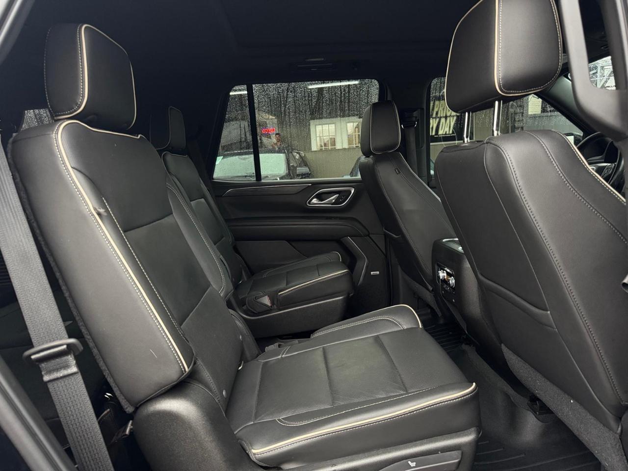 GMC Yukon SLT 2WD 2021