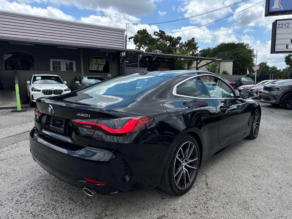 BMW 4-Series 430i coupe 2025