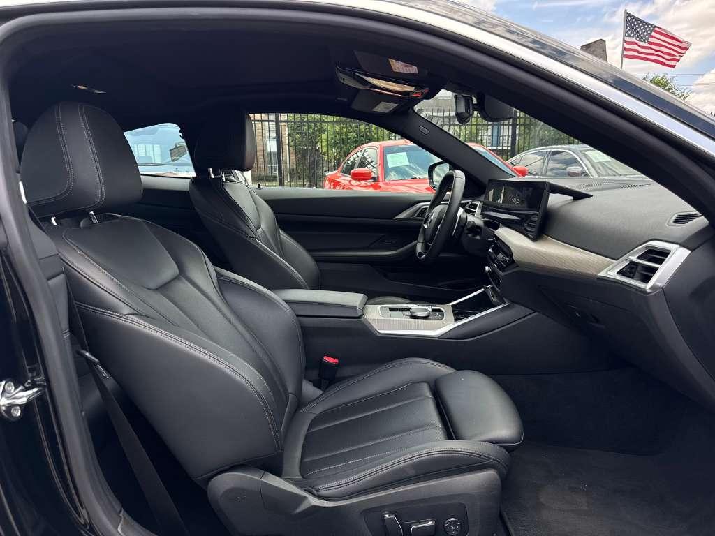 BMW 4-Series 430i coupe 2025