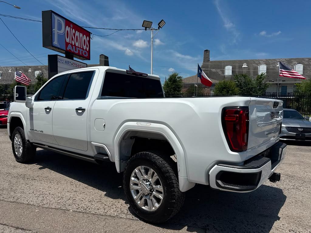 GMC Sierra 2500HD Denali Crew Cab 4WD SB 2022