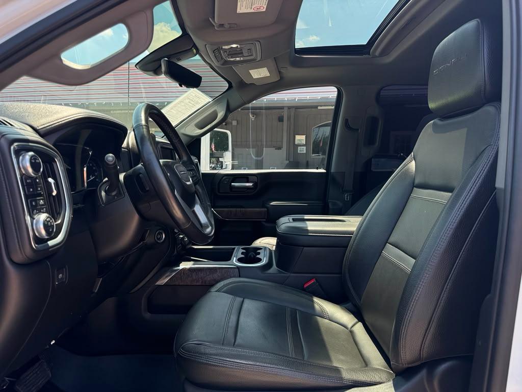 GMC Sierra 2500HD Denali Crew Cab 4WD SB 2022