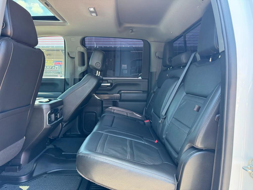 GMC Sierra 2500HD Denali Crew Cab 4WD SB 2022