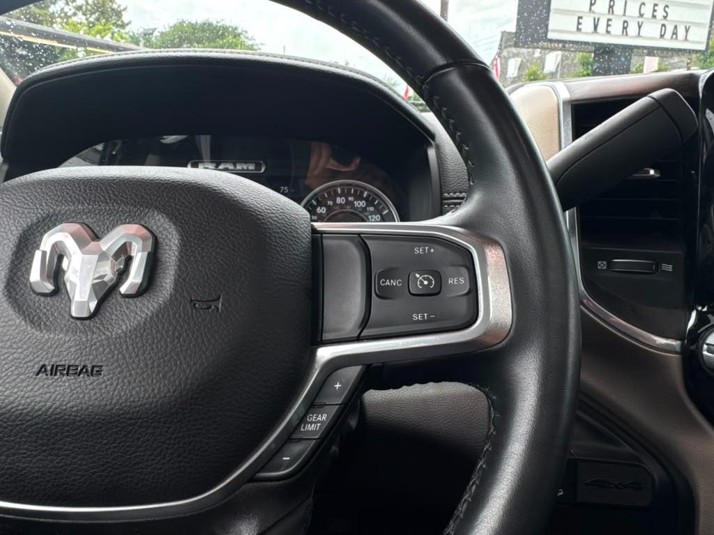 RAM 2500 Laramie Crew Cab SWB 4WD 2024