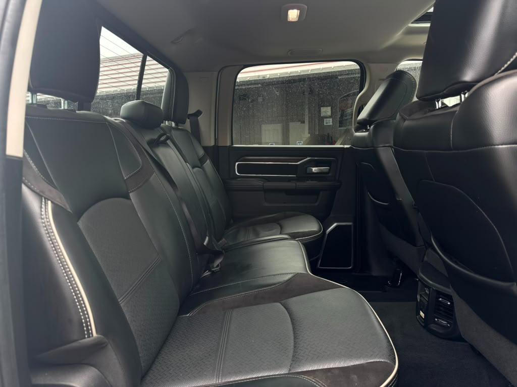 RAM 2500 Laramie Crew Cab SWB 4WD 2024